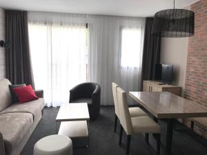 Μια τηλεόραση ή/και κέντρο ψυχαγωγίας στο Gourette: Studio 4 pers, terrasse, animaux admis - FR-1-860-54