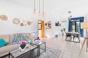 Χώρος καθιστικού στο Casa Cossu