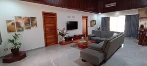 Μια τηλεόραση ή/και κέντρο ψυχαγωγίας στο Casa Paraíso Fortuna