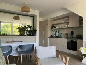 Kuchyň nebo kuchyňský kout v ubytování The Wild Oak