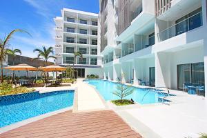 Πισίνα στο ή κοντά στο Luxu Hotel and Resort