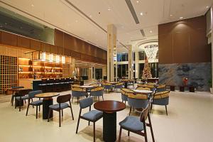 Εστιατόριο ή άλλο μέρος για φαγητό στο Luxu Hotel and Resort