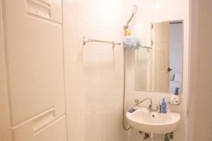 Koupelna v ubytování Jeonju Ondo + 62 fotografií