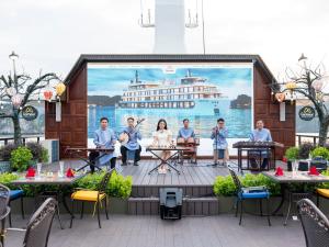 Επισκέπτες που μένουν στο Halong L'amour Cruise