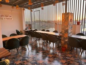 Restaurace v ubytování Govindam Royal Stay