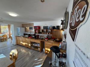 Kuchyň nebo kuchyňský kout v ubytování Pension Bergseeblick