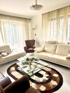 Posezení v ubytování Appartement proche marche de Noël de Strasbourg