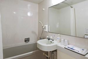 Koupelna v ubytování Comfort Hotel Osaka Shinsaibashi + 24 fotografií
