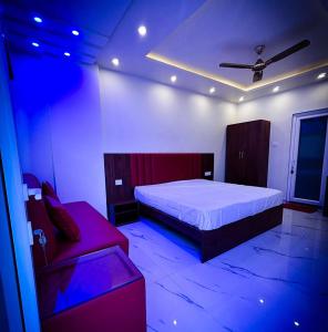 Ένα ή περισσότερα κρεβάτια σε δωμάτιο στο Richa Garden