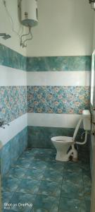 Koupelna v ubytování Chand Homestay