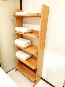 Fotografie z fotogalerie ubytování 102Room,Free parking just a 7-minute walk from Koiwa tram stop This spacious 75-square-meter flats features two large bedrooms and can accommodate up to seven guests v Tokiu