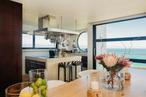 Kuchyň nebo kuchyňský kout v ubytování Villa the Cherry