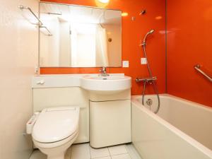 Ένα μπάνιο στο Comfort Inn Zentsuji Inter +16 φωτογραφίες