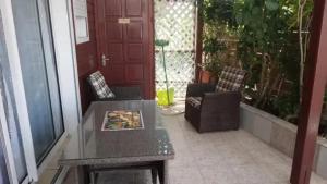 Fotografie z fotogalerie ubytování Studio chaleureux à Saint François – 20 m² avec terrasse v destinaci Sèze