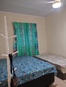 En eller flere senge i et værelse på Sobrado, frescor do Mar! + 4 billeder