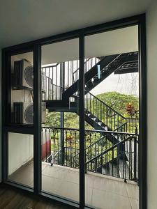 Rõdu või terrass majutusasutuses Amango Home Brand 5 +52 fotot