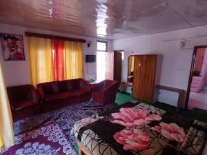 Fotografie z fotogalerie ubytování Hotel Potala Manali v destinaci Jāmb + 26 fotografií