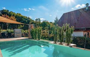 Bazén v ubytování Poolvilla Ratsch nebo v jeho okolí + 17 fotografií