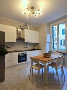 Η κουζίνα ή μικρή κουζίνα στο My Home Savona