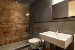 Ένα μπάνιο στο Colectia Stays Pau Claris