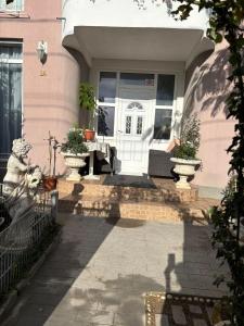 Το κτήριο όπου στεγάζεται  ο ξενώνας