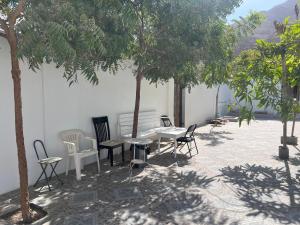 Fotografie z fotogalerie ubytování Palm and wave v destinaci Ţīwī + 25 fotografií