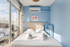 Una cama o camas en una habitación de Bel Appart Moderne et lumineux Canebiere, pour 4 personnes 12 fotos más