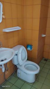 Afbeelding uit fotogalerij van Noah's Ark Pool Residence and Villas in Nathon Bay