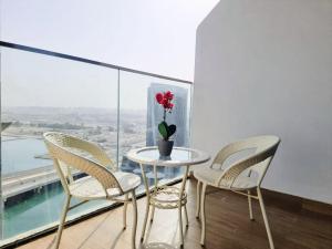 Balkón nebo terasa v ubytování Snug Studio Near Cleveland Clinic & Downtown