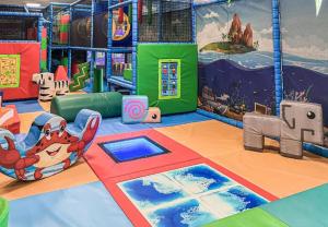 Dětský klub v ubytování Vakantiepark de Zeeuwse Parel - De Witte Parel + 10 fotografií