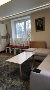 Un lugar para sentarse en Border studio Aleksandri 2 fotos más