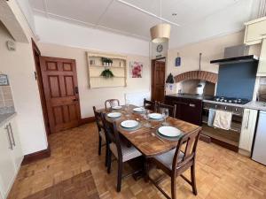 Køkken eller tekøkken på 2 Claremont Villa