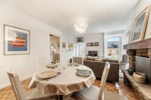 Posezení v ubytování Maison de bourg + 7 fotografií