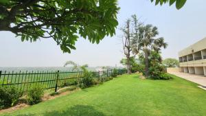 Zahrada ubytování Grey Pelican Tourist Resort