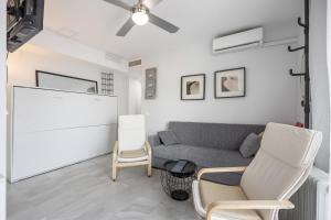 Χώρος καθιστικού στο Estudio ático centro Rota +15 φωτογραφίες