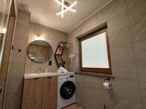 Koupelna v ubytování Domki KarpieLove - Twoje miejsce w sercu Podhala + 32 fotografií