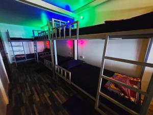 Ένα ή περισσότερα κρεβάτια σε δωμάτιο στο Pablo Guesthouse +56 φωτογραφίες