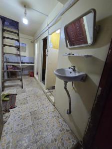 Photo de la galerie de l'établissement Family Guesthouse and Hostel, à Koh Rong