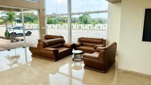 Posezení v ubytování The Grand Omkara Hotel & Resorts