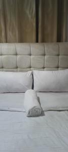 Postel nebo postele na pokoji v ubytování Serene Homes-Membley