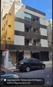 Το κτήριο όπου στεγάζεται  το διαμέρισμα