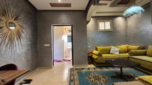 Posezení v ubytování Eco Farm Tayssir Marrakech + 79 fotografií