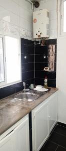 Una cocina o cocineta en Dar Samira 9 fotos más