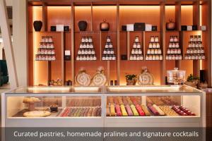 Jídlo v hotelu nebo okolí + 71 fotografií