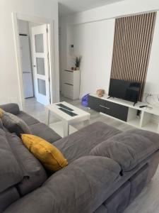 Et opholdsområde på Piso cerca del aeropuerto