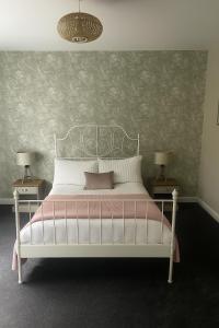 Gallery image of Robinson retreats in Canonbie