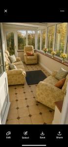 Gallery image of Robinson retreats in Canonbie