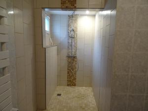 Ένα μπάνιο στο Le fil de l'Evre - Au coeur des Mauges +7 φωτογραφίες