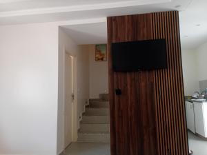 TV a/nebo společenská místnost v ubytování hotel Dakhla zen attitude kite Surf School