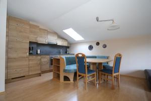 Kuchyň nebo kuchyňský kout v ubytování Ferienwohnung Krug + 18 fotografií